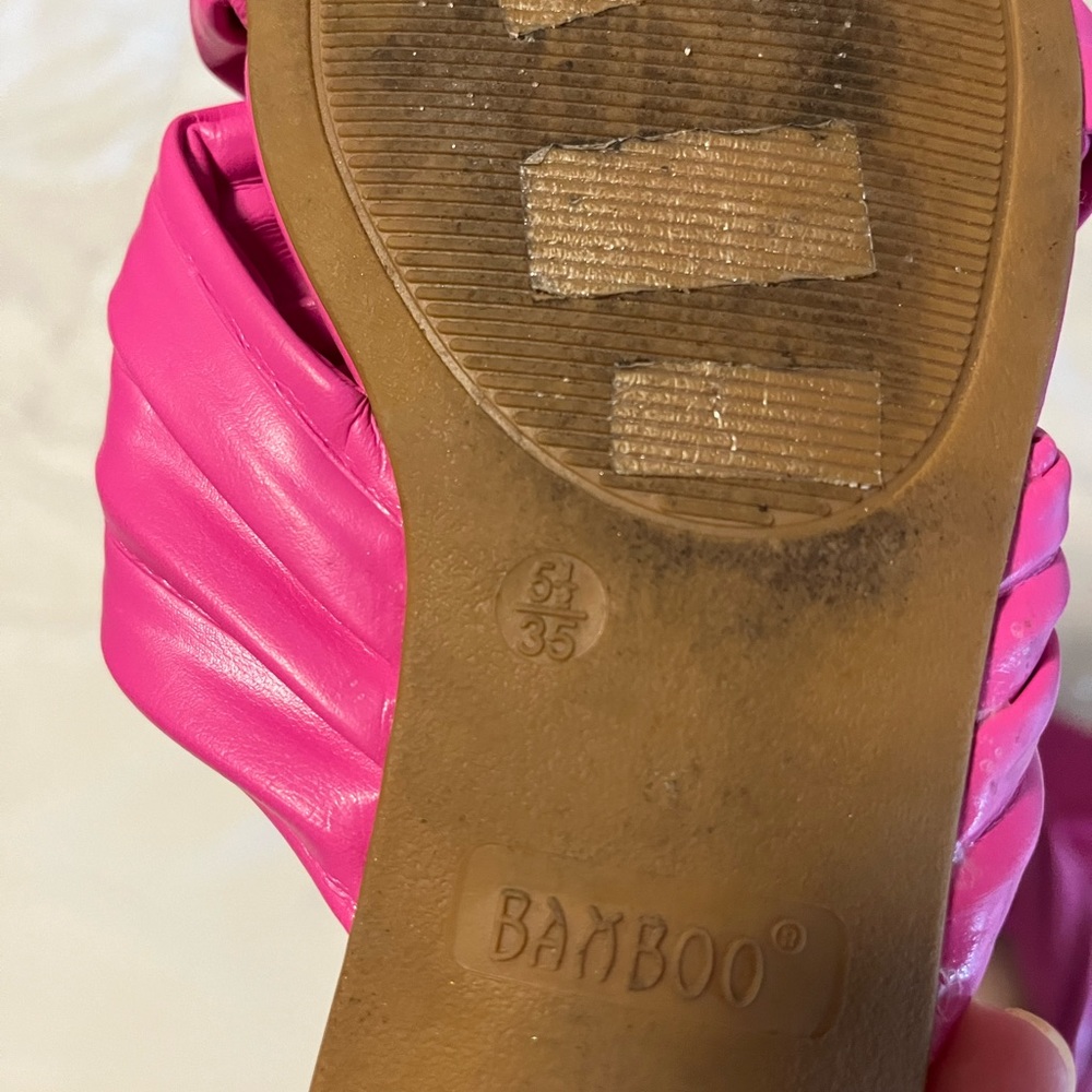 Pink sandals - Picture 3 of 3